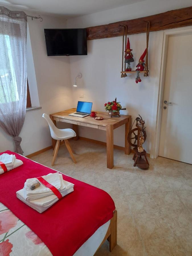 B&B La Casa Di Loretta Paderno Dış mekan fotoğraf