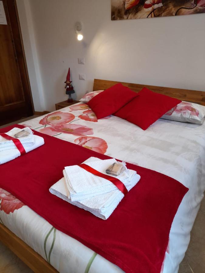 B&B La Casa Di Loretta Paderno Dış mekan fotoğraf